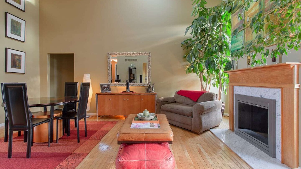 Photo of Livingroom in Bryant Pattengill West