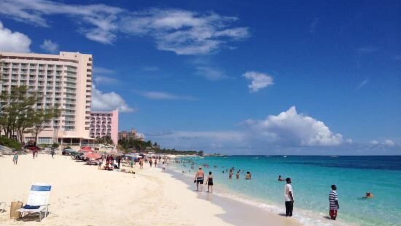 Photo of Others in Paradise Island