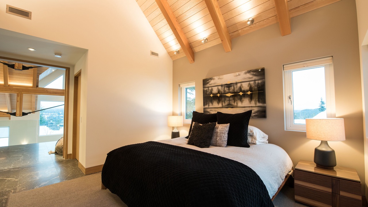 Photo of Bedroom in Upper Village