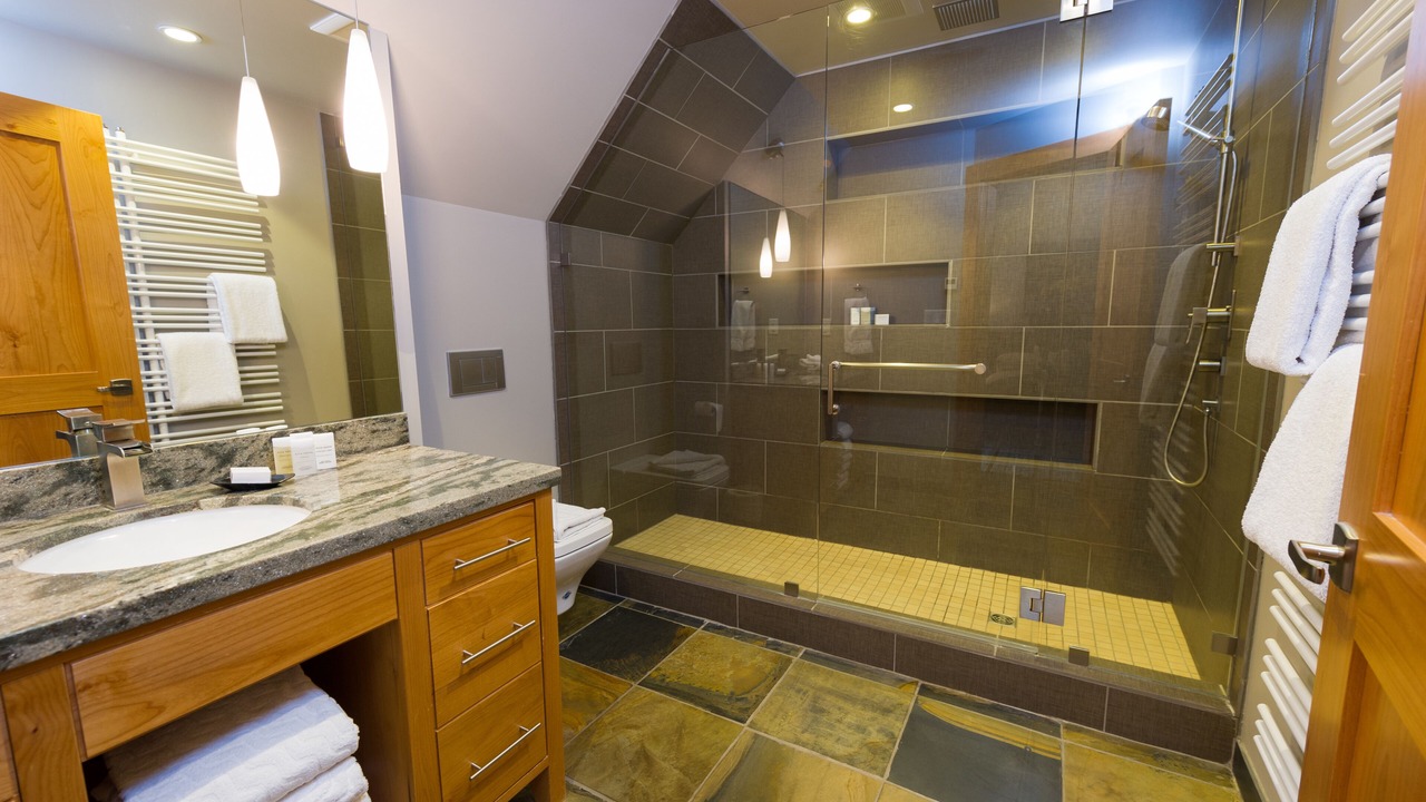 Photo of Bathroom in Upper Village