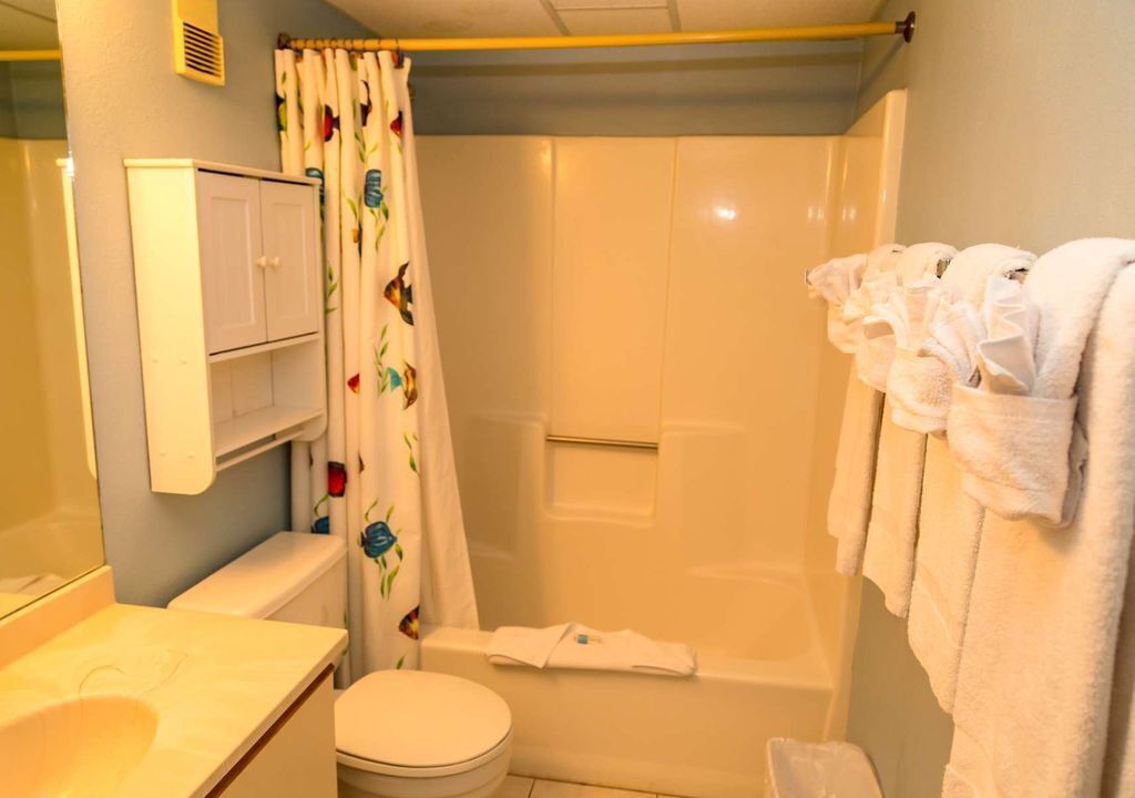 Photo of Bathroom in Garden City