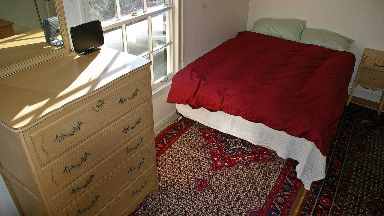 Photo of Bedroom in Downtown Berkeley