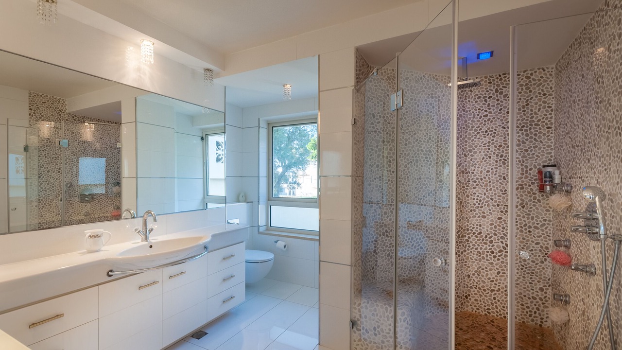 Photo of Bathroom in Herzliya Pituach