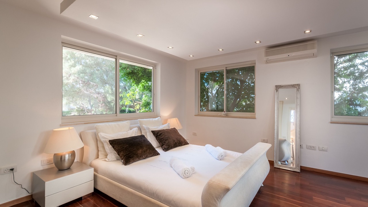 Photo of Bedroom in Herzliya Pituach