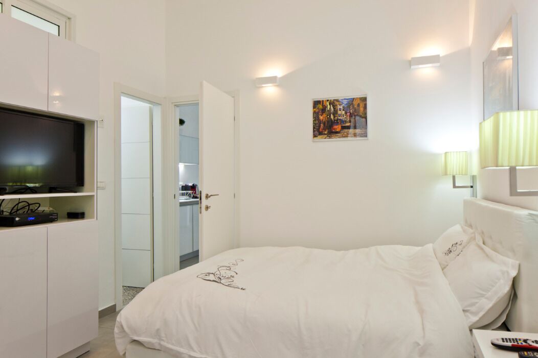 Photo of Bedroom in Old North