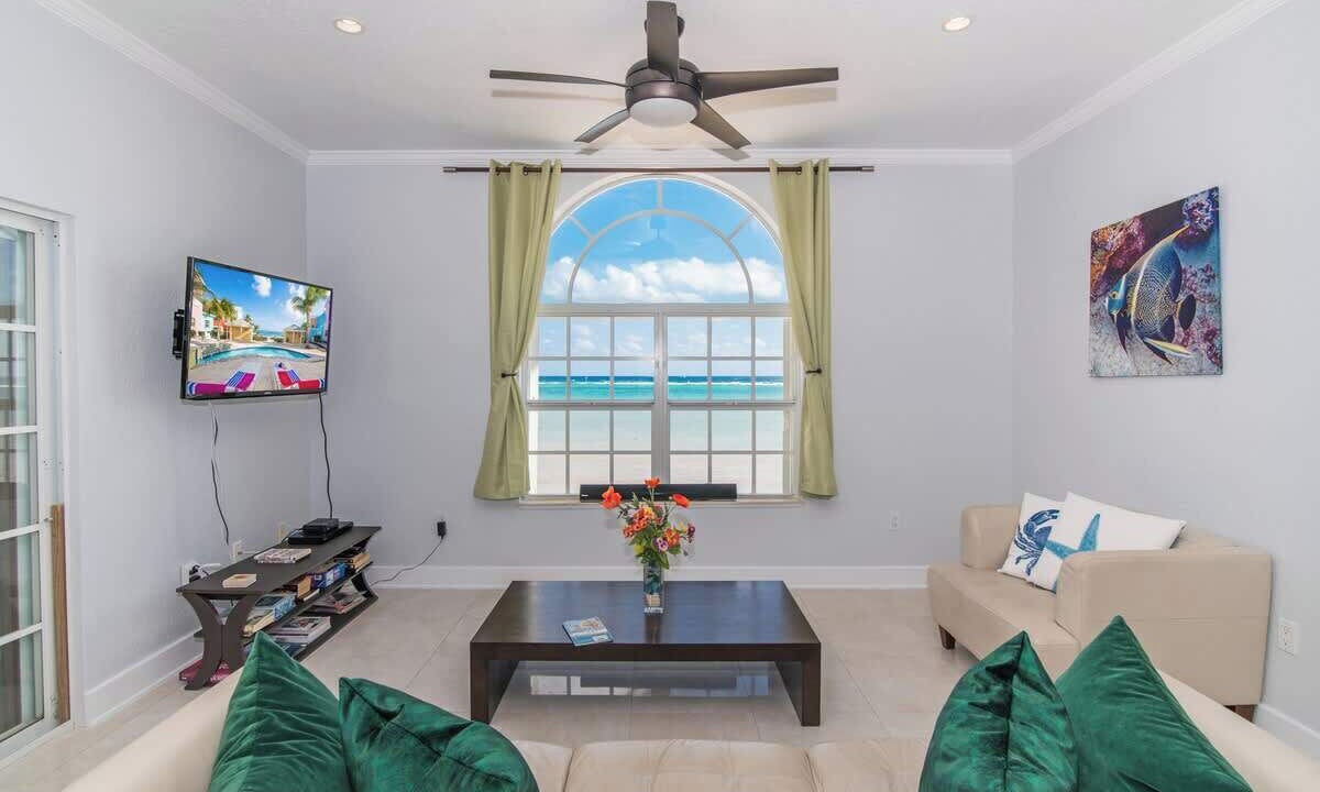 Photo of Livingroom in East End
