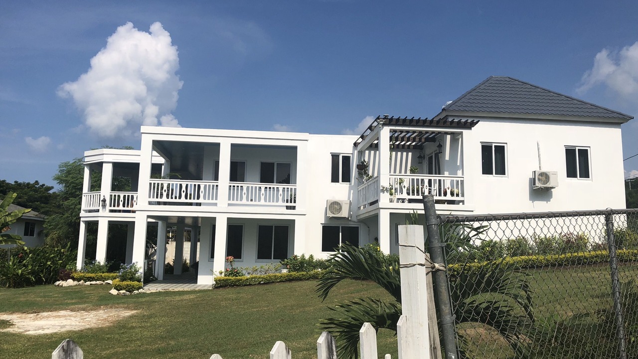 Photo of Outdoor in Whitehouse