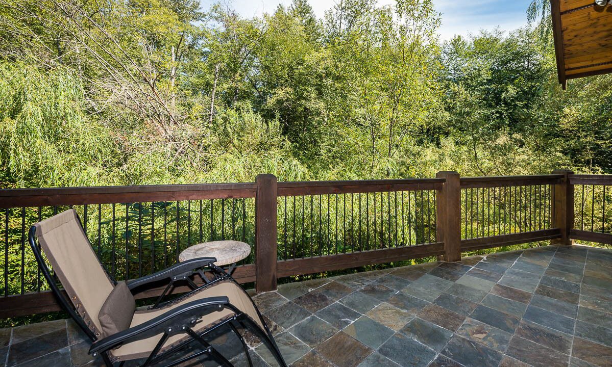 Photo of Outdoor in Brackendale