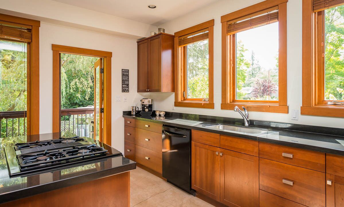 Photo of Kitchen in Brackendale