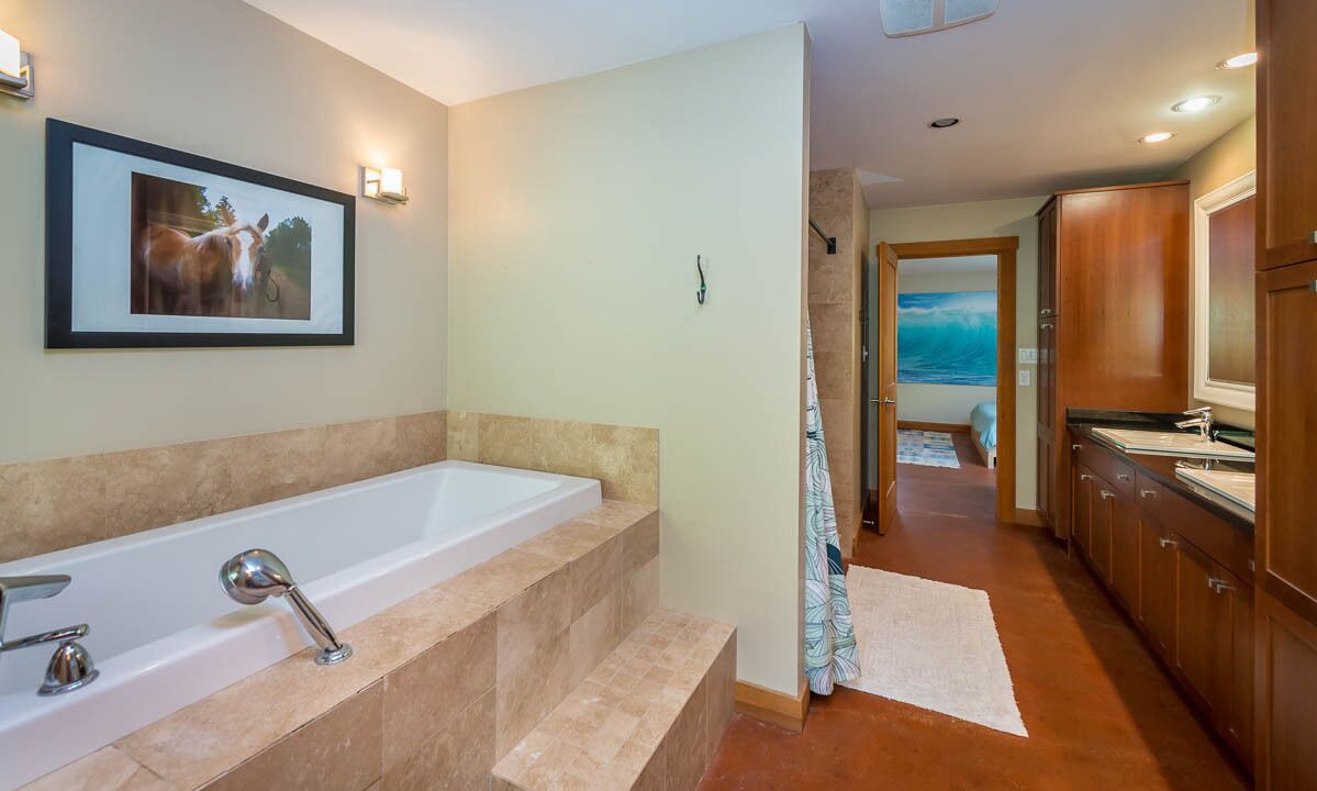 Photo of Bathroom in Brackendale