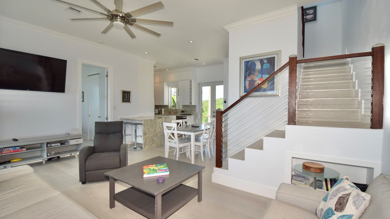 Photo of Livingroom in Governor's Harbour