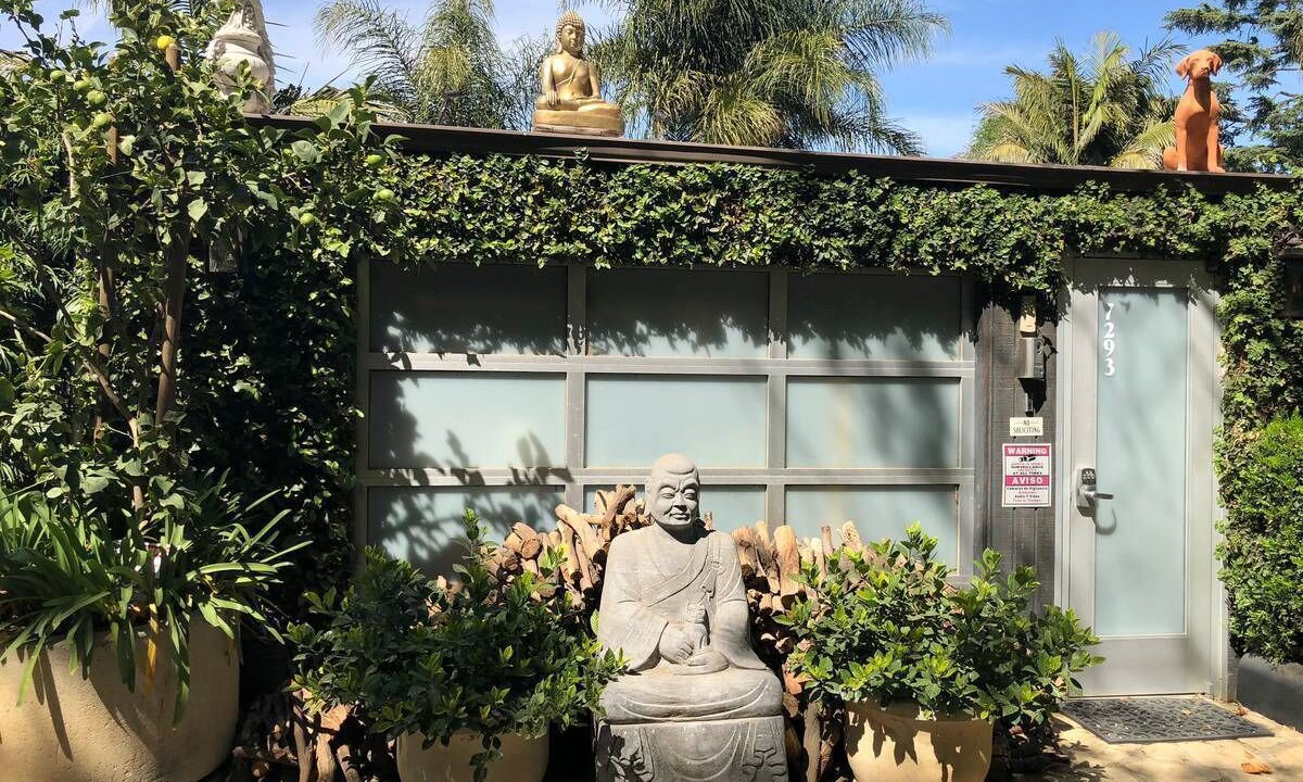 Photo of Others in Hollywood Hills