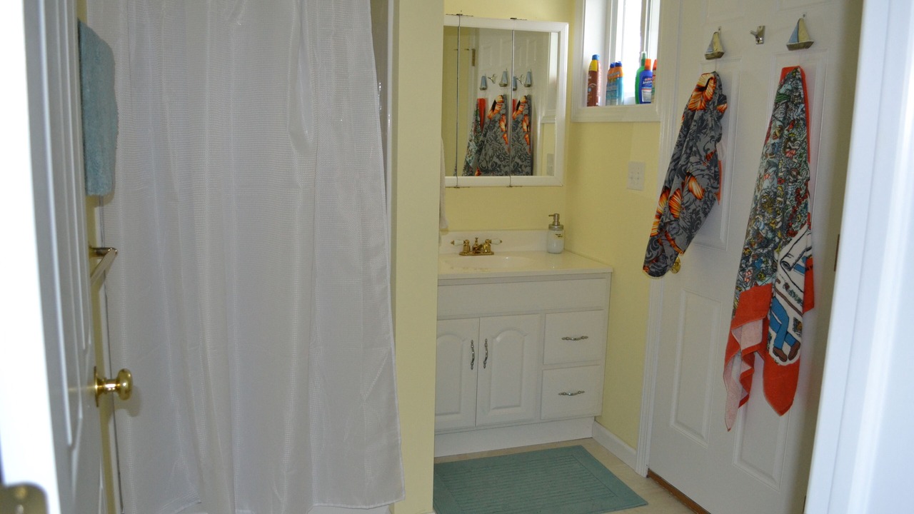 Photo of Bathroom in Middlefield