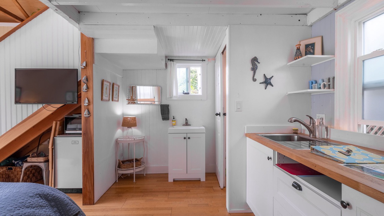 Photo of Bedroom in Half Moon Bay