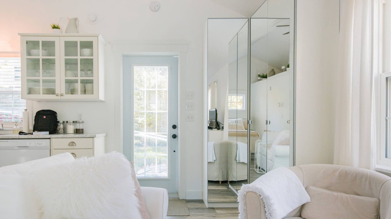 Photo of Livingroom in Mahone Bay