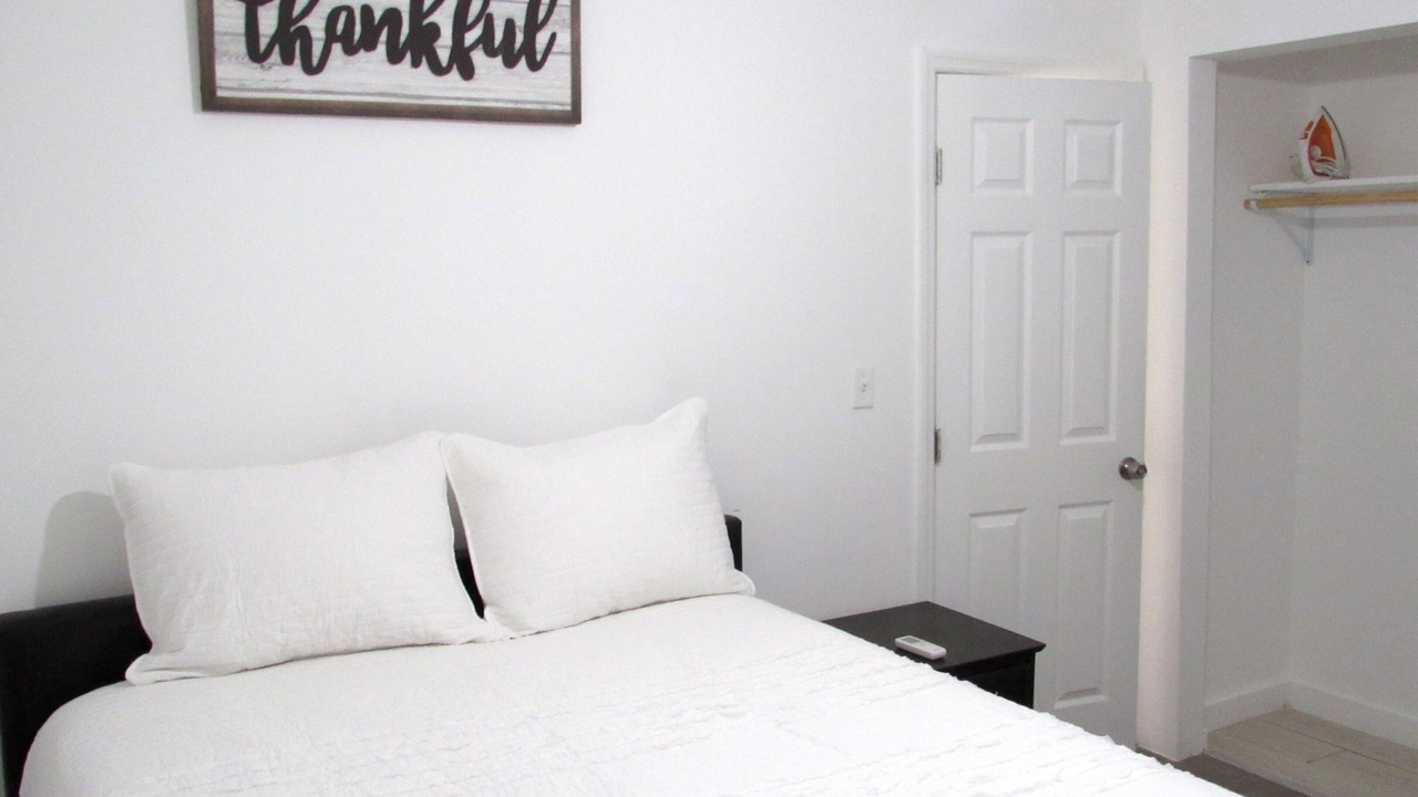 Photo of Bedroom in Alice Town