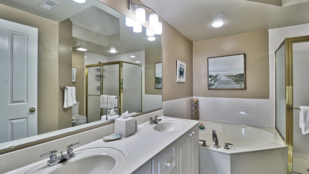 Photo of Bathroom in Litchfield by the Sea