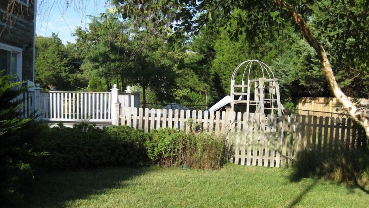 Photo of Outdoor in East Marion
