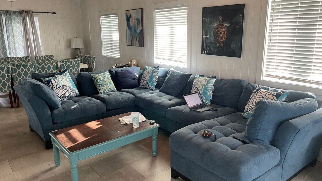 Photo of Livingroom in Hope Town