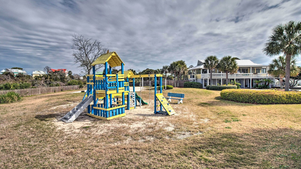 Photo of Others in Oceanmarsh Subdivision