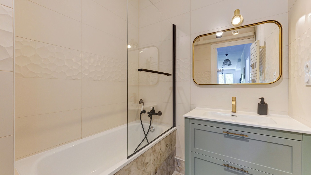 Photo of Bathroom in Bron