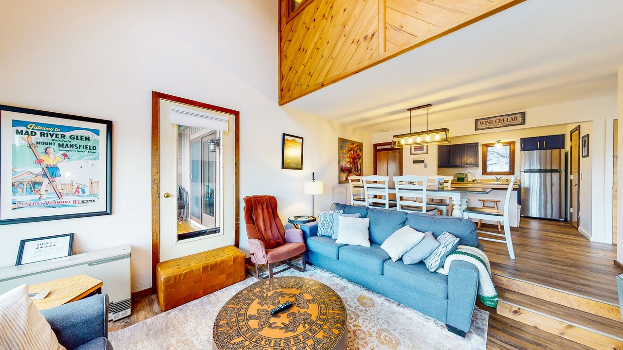 Photo of Livingroom in Warren
