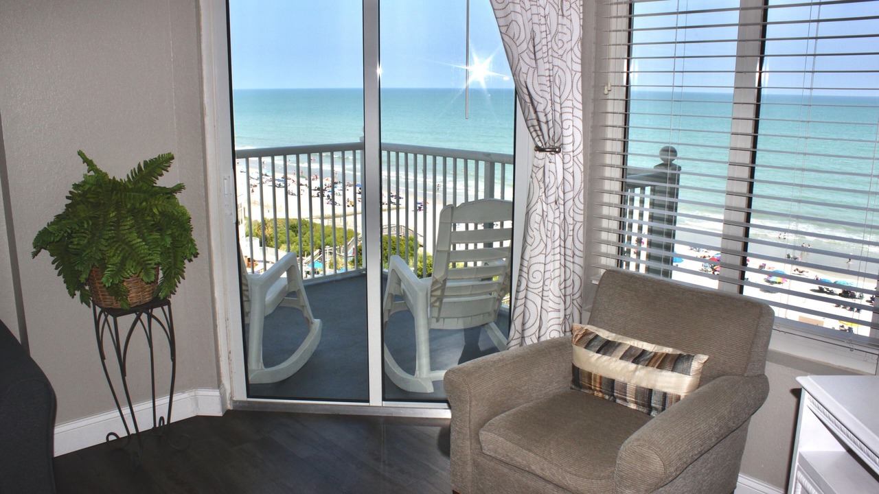 Photo of Bedroom in Arcadian Shores