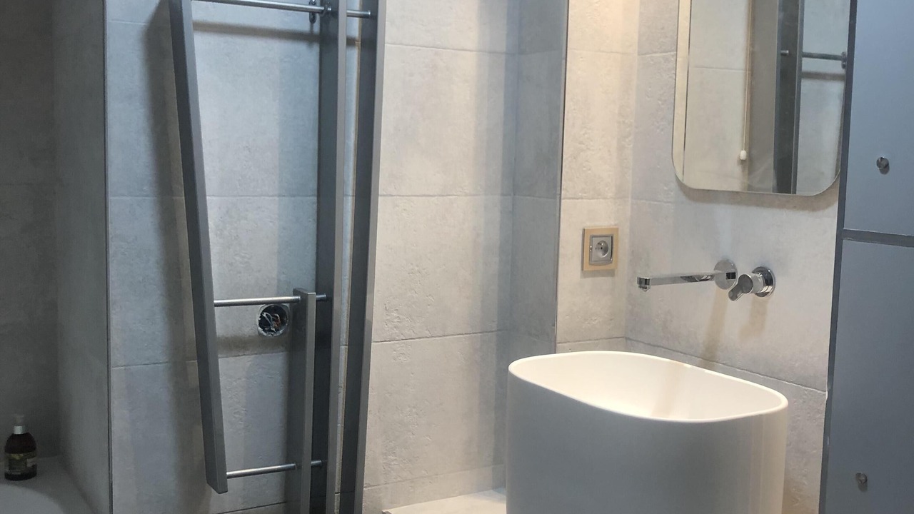 Photo of Bathroom in Bergers