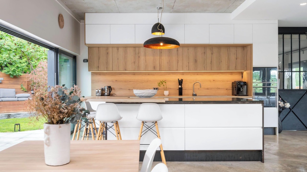 Photo of Kitchen in Saint-Romain-au-Mont-d'Or