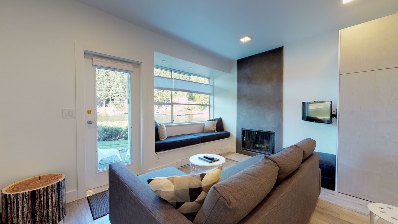 Photo of Livingroom in Blueberry Hill