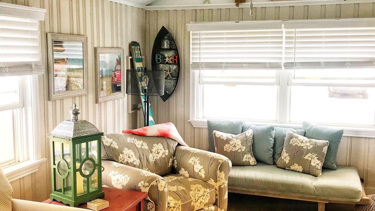 Photo of Livingroom in Hampton