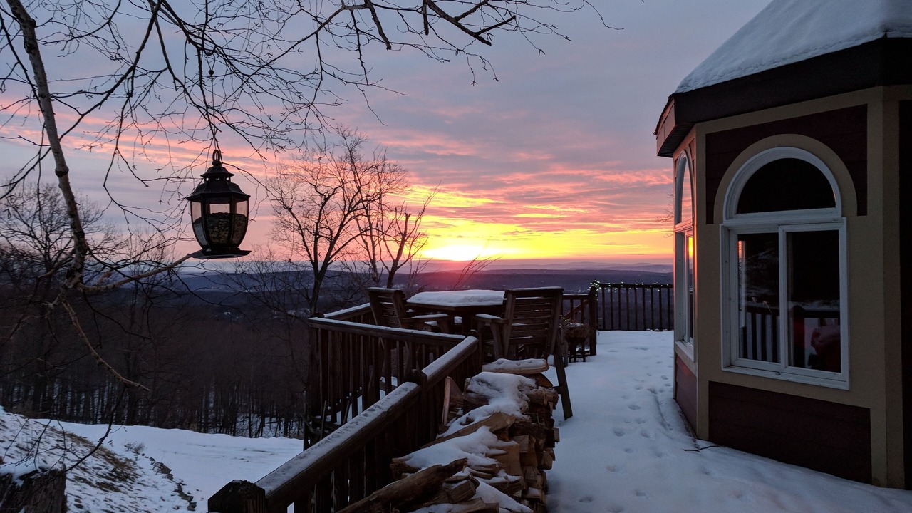 Photo of Patio Balcony in Town of Olive