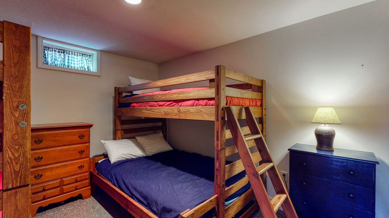 Photo of Bedroom in Eidelweiss Village