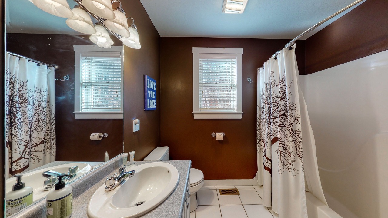 Photo of Bathroom in Eidelweiss Village