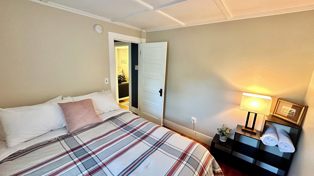 Photo of Bedroom in Saratoga Springs