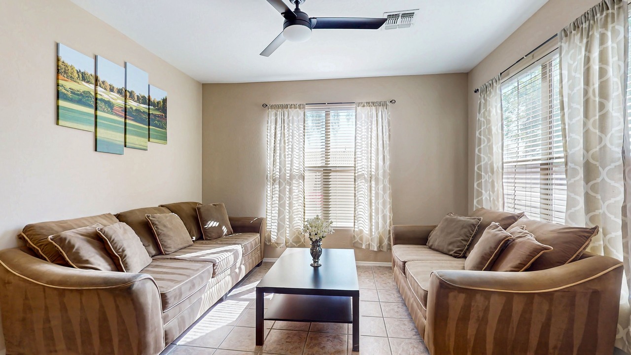 Photo of Livingroom in Phoenix