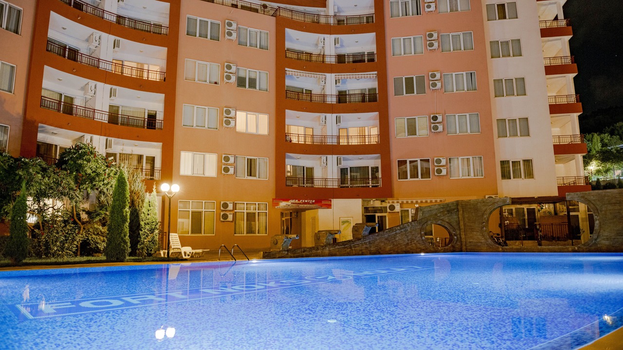 Photo of Outdoor in Elenite
