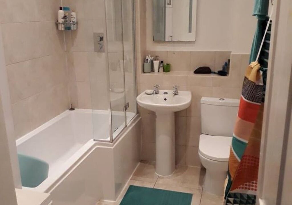 Photo of Bathroom in Bowes