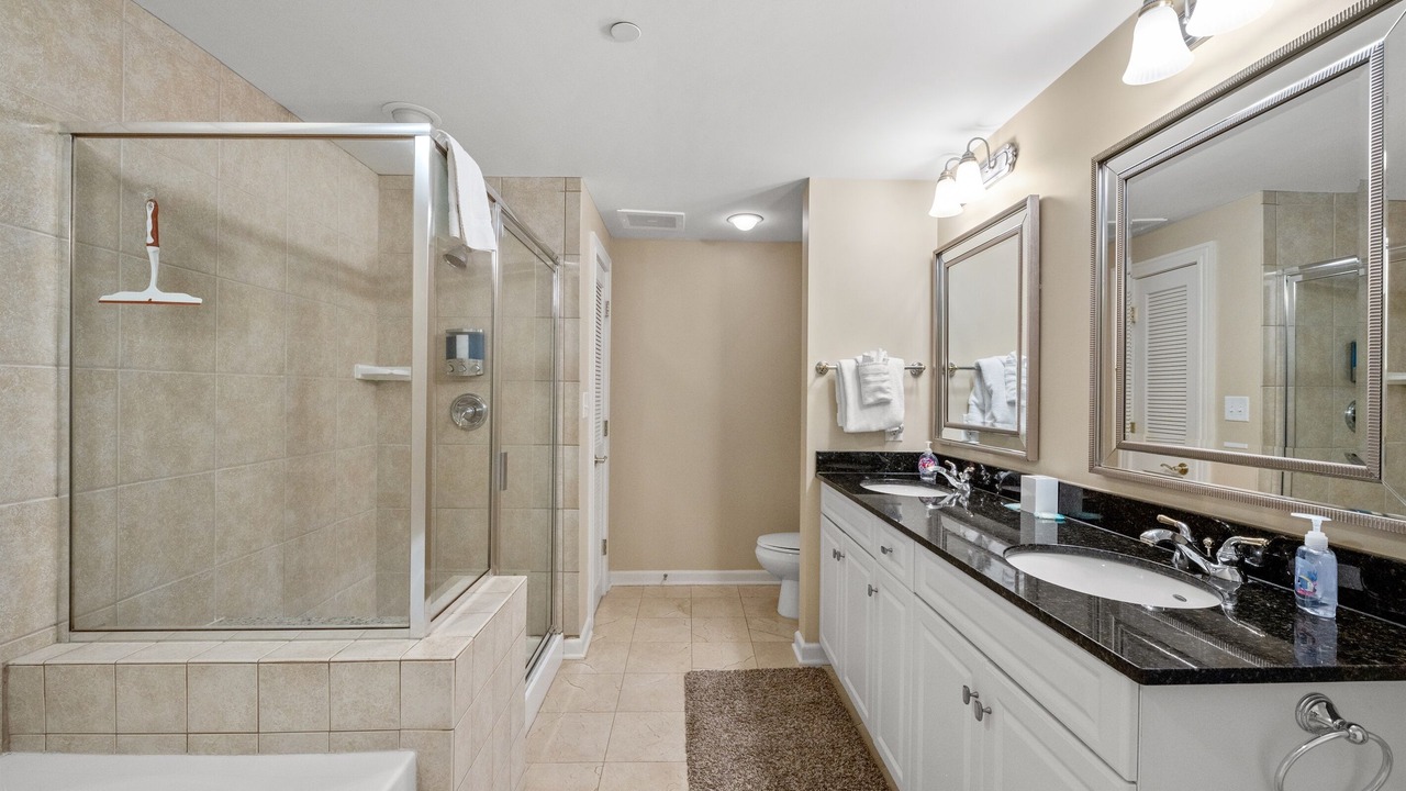 Photo of Bathroom in Arcadian Shores