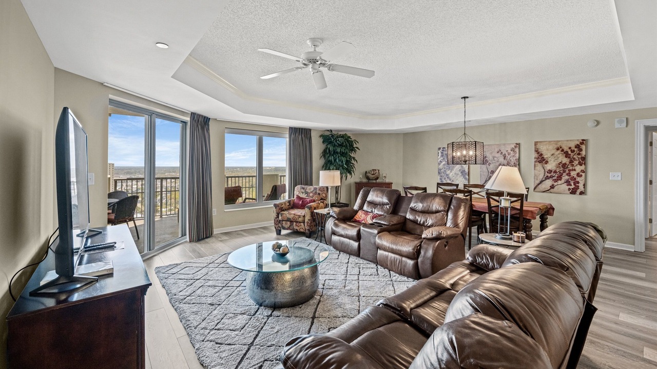 Photo of Livingroom in Arcadian Shores