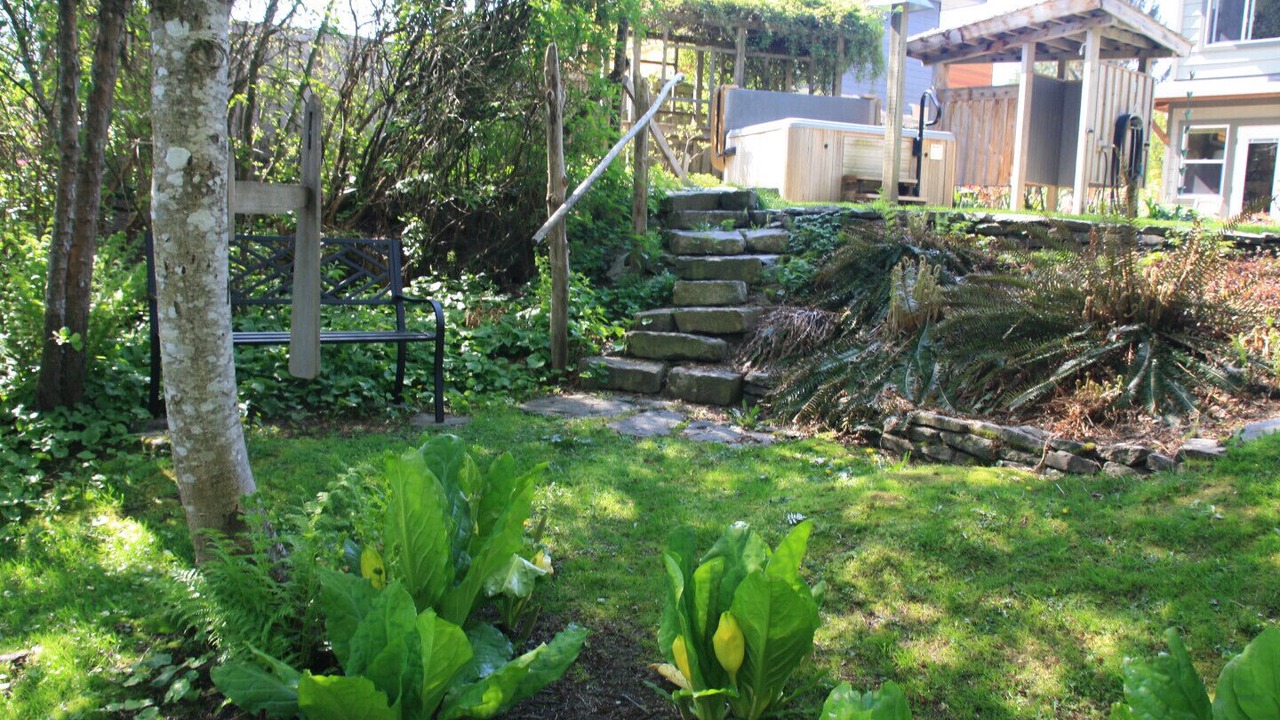Photo of Outdoor in Brackendale