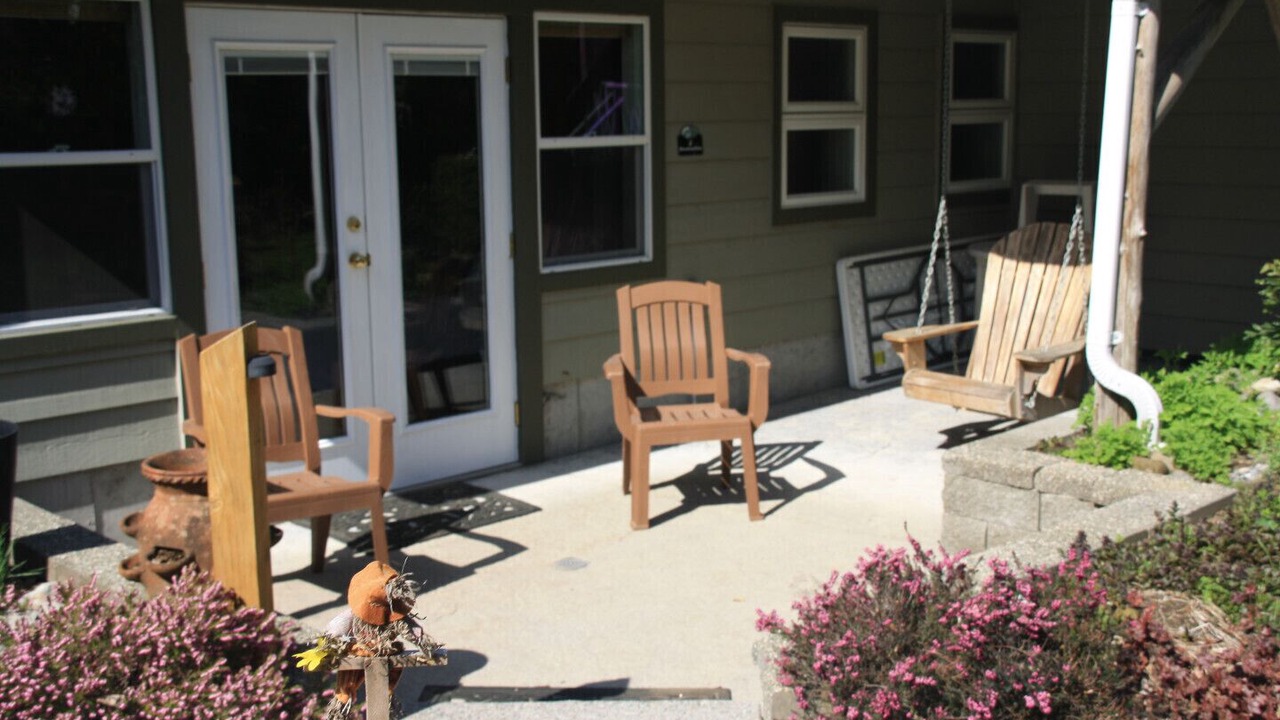 Photo of Outdoor in Brackendale