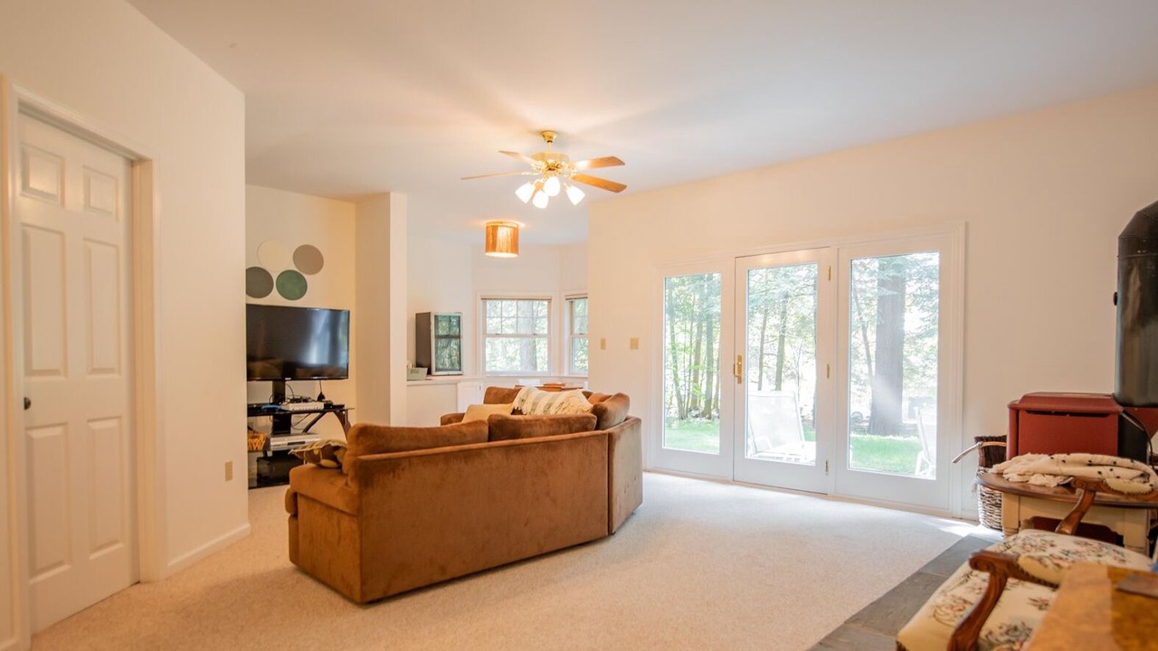 Photo of Livingroom in Eagles Mere