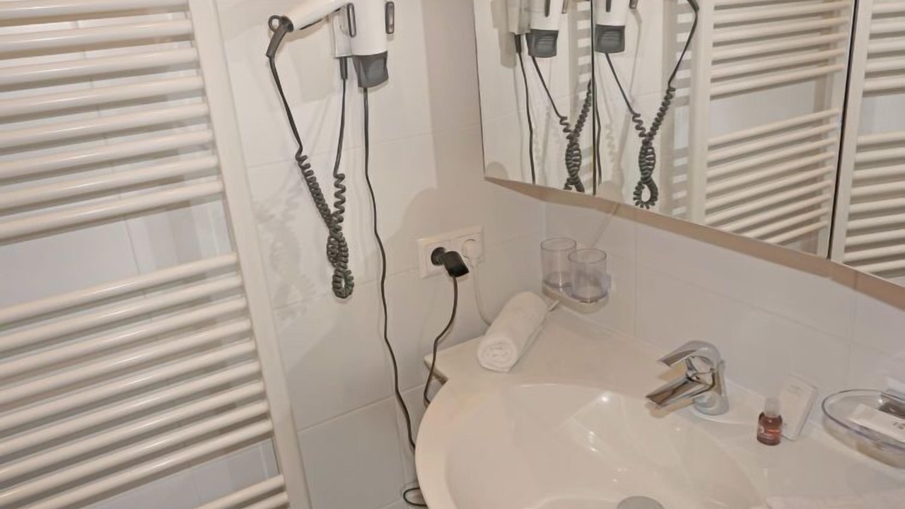 Photo of Bathroom in Ladis