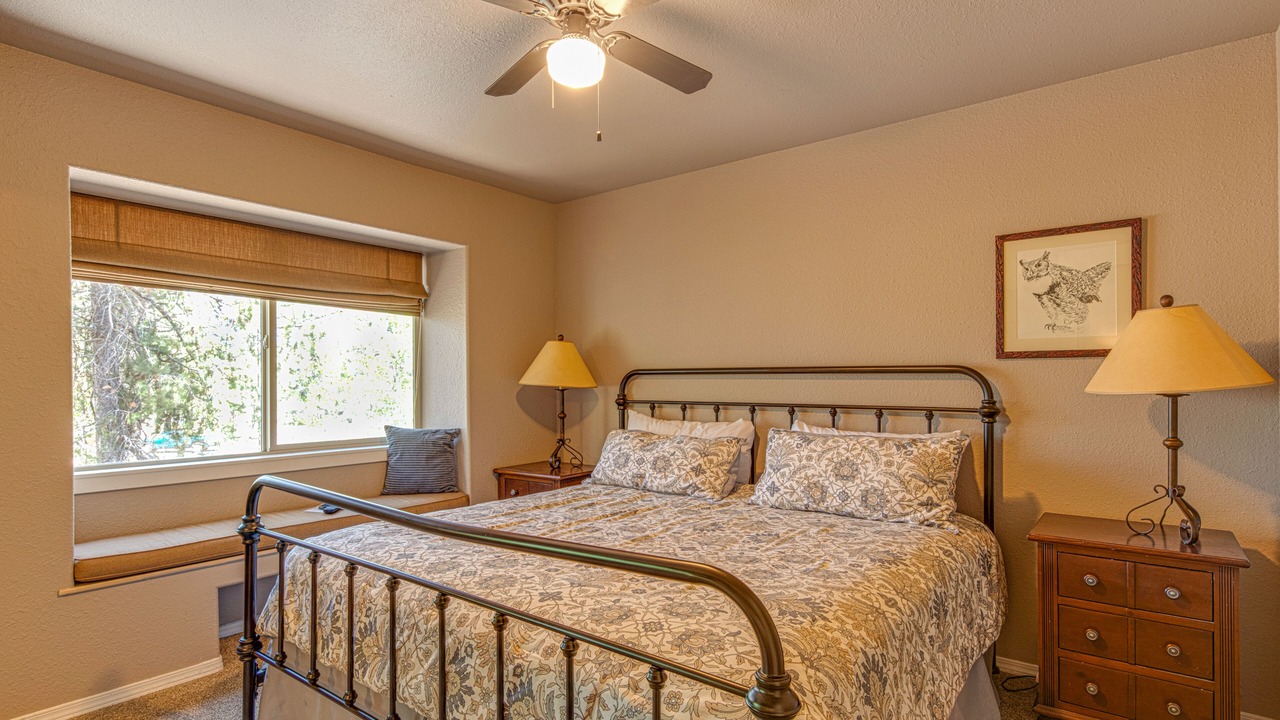 Photo of Bedroom in Sunriver