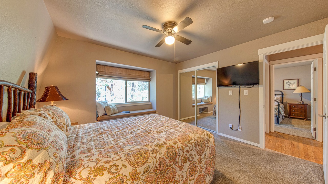 Photo of Bedroom in Sunriver