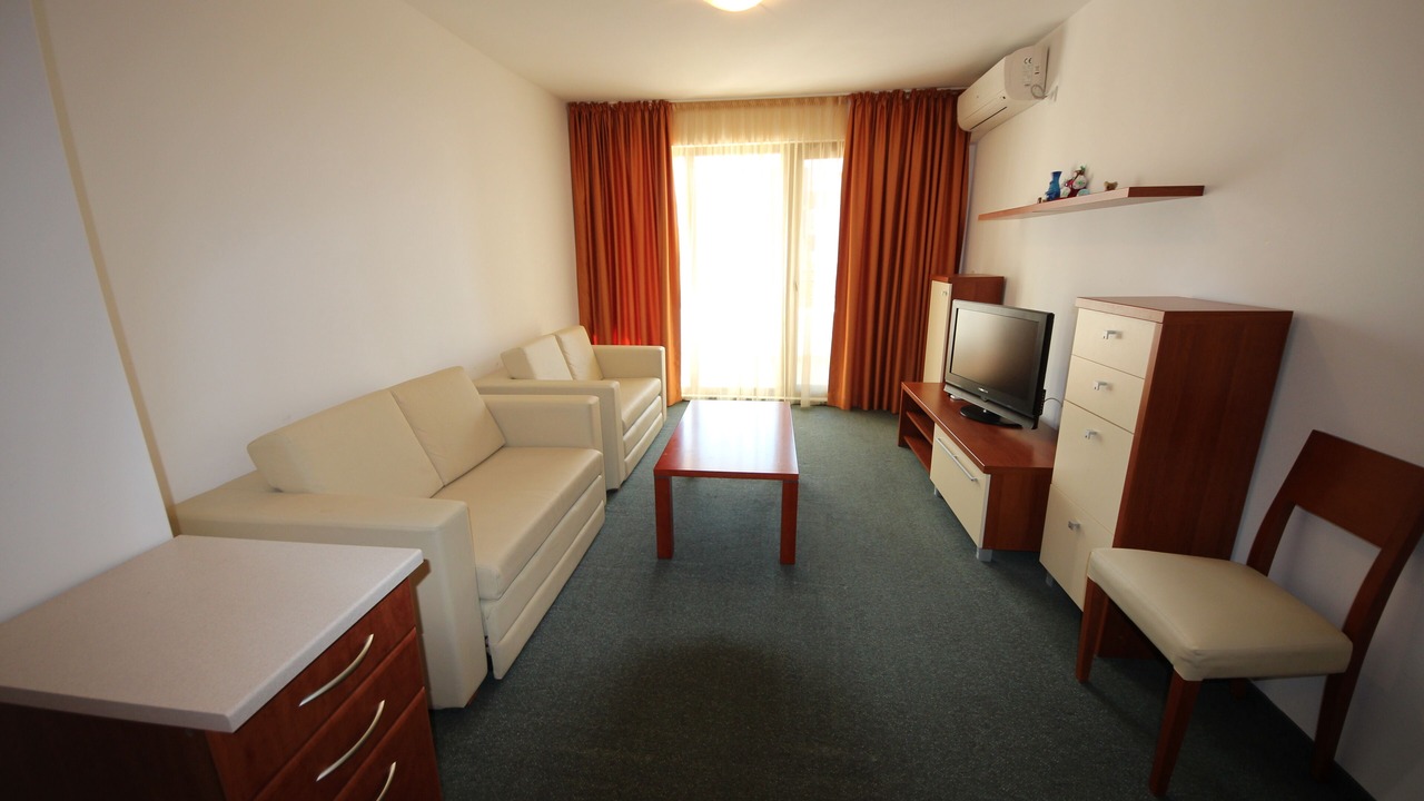 Photo of Livingroom in Aheloy