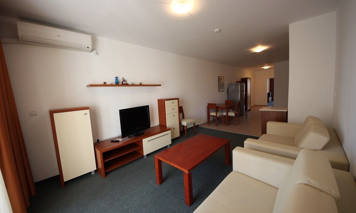 Photo of Livingroom in Aheloy