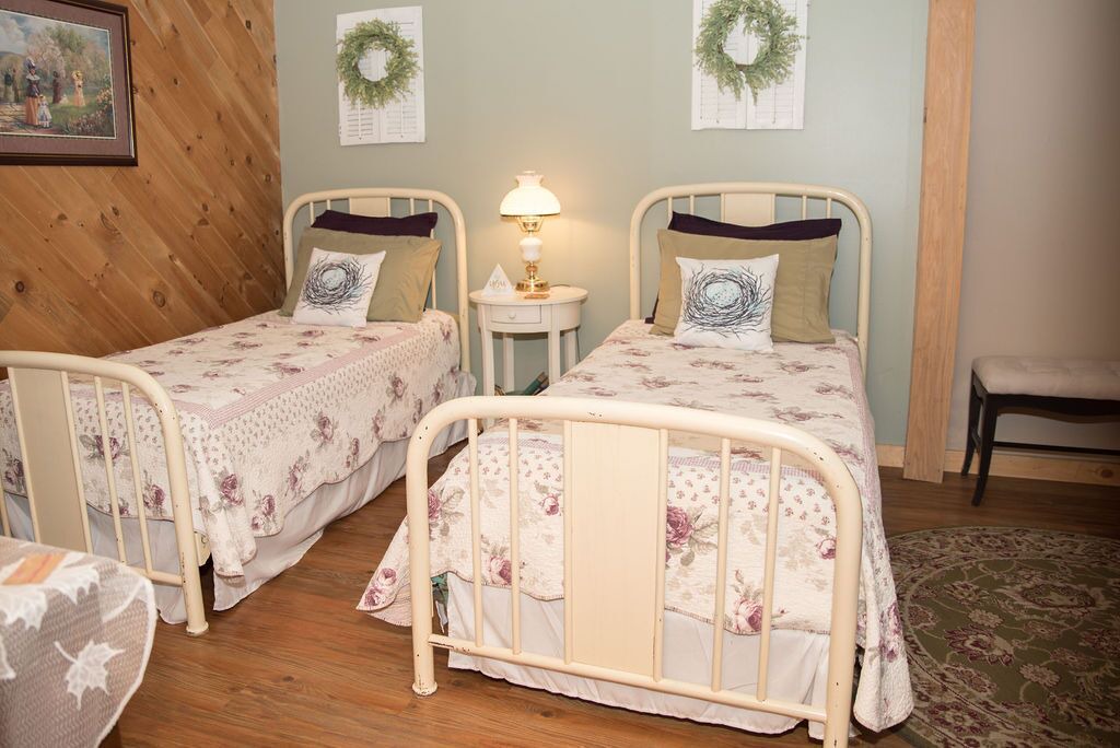 Photo of Bedroom in Sweet Valley