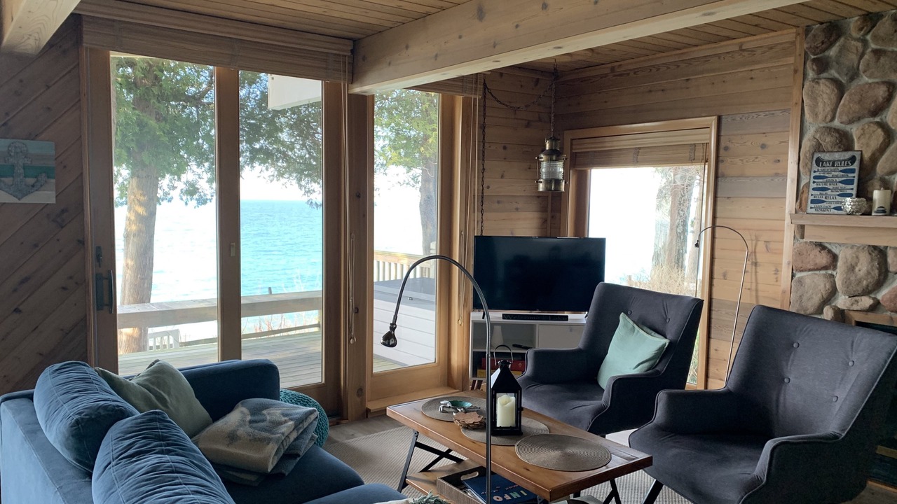 Photo of Livingroom in Manistee